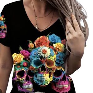 Colorful Skull Graphic V-Neck T-Shirt